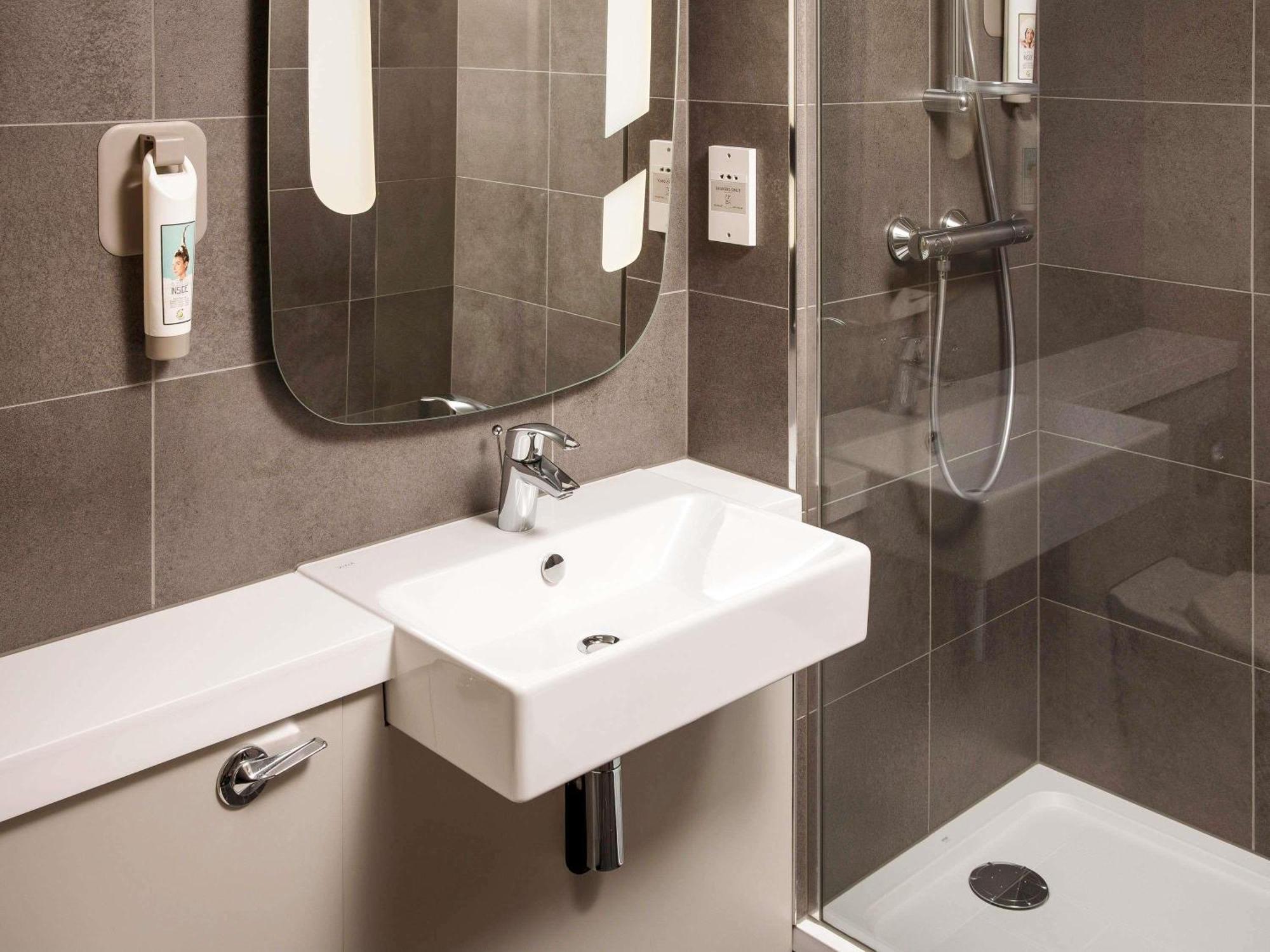 Hotel Ibis Coventry South Extérieur photo